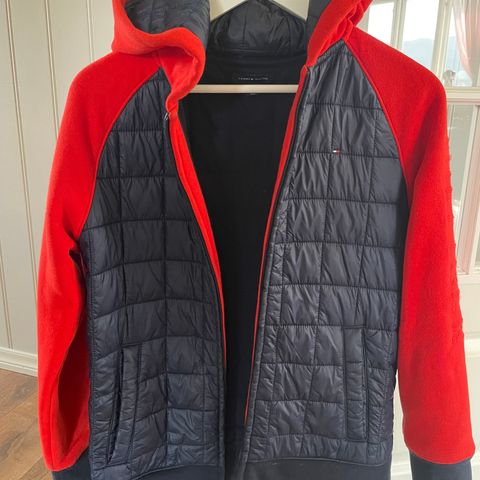 Tommy Hilfiger jakke