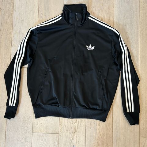 Klassisk Adidas 3 Stripes Tracksuit