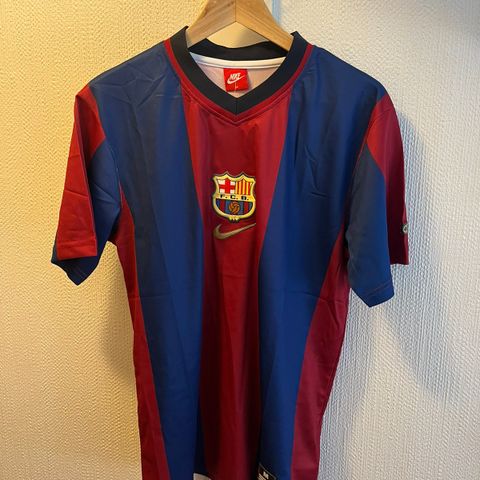 FC Barcelona 98/99 hjemme drakt