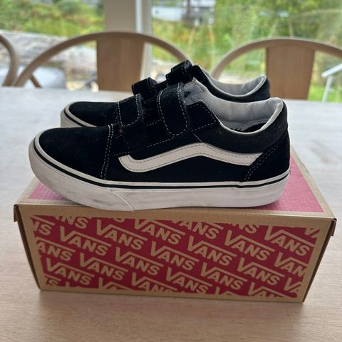 Vans str 34