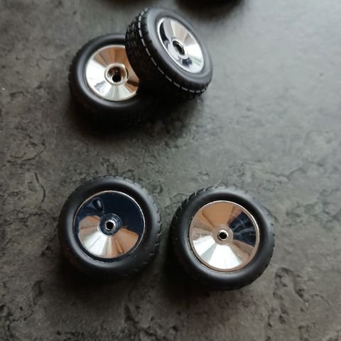 Losi micro wheels