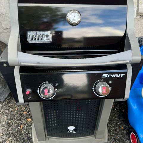 Weber Spirit E-210 gassgrill med ny gassflaske