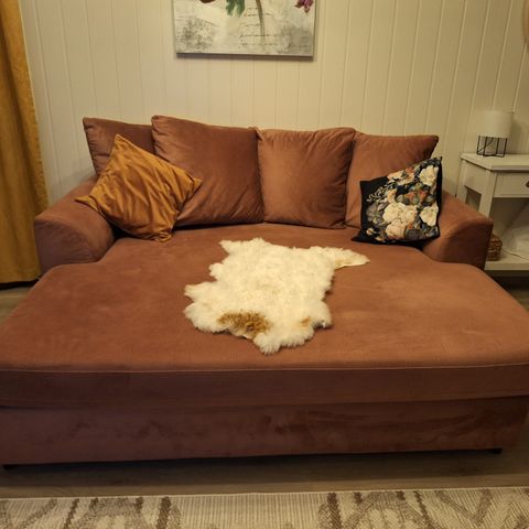 Daybed sofa I fløyel  gamle rosa fargen