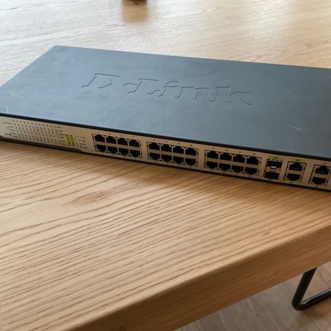 D-Link DES-1228P