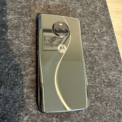 Motorola Moto X4