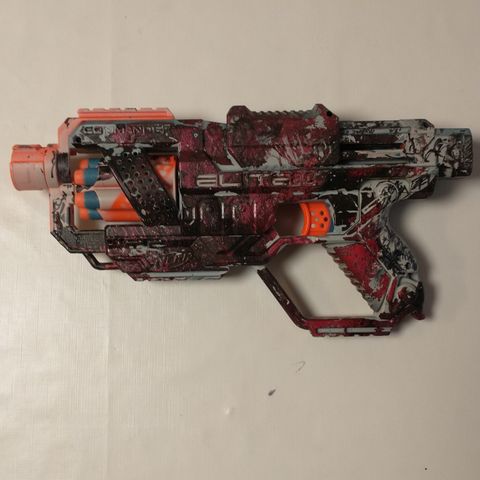 Nerf Elite 2.0 Commander med 6 skudd