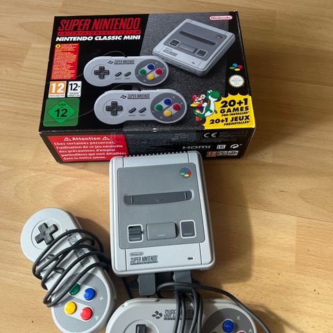 SNES Super Nintendo Classic Mini