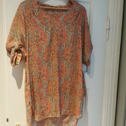 Tunika / lang bluse fra Zara str M