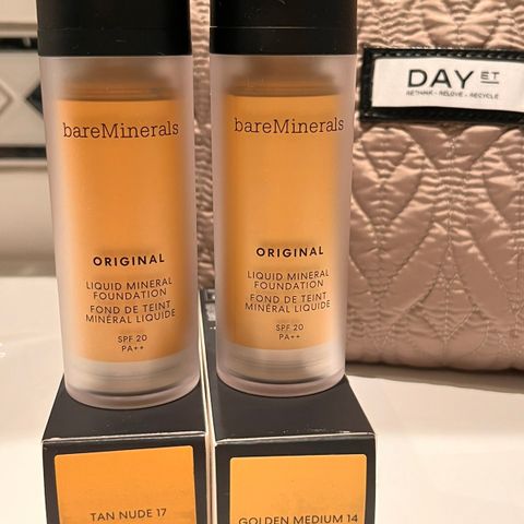 Foundation bare minerals