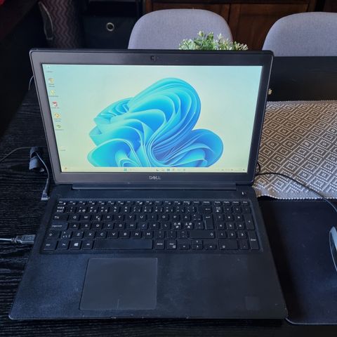 Dell latitude 3500