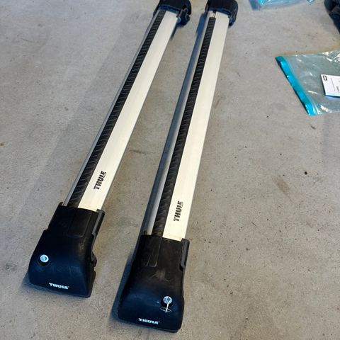 Thule Wingbar Edge 959X takstativ til salgs