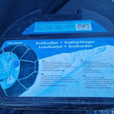 Snøkjettinger brukt 1 gang.