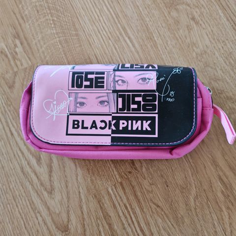 blackpink pennal