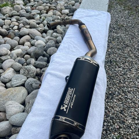 Akrapovic eksosrør yzf 125