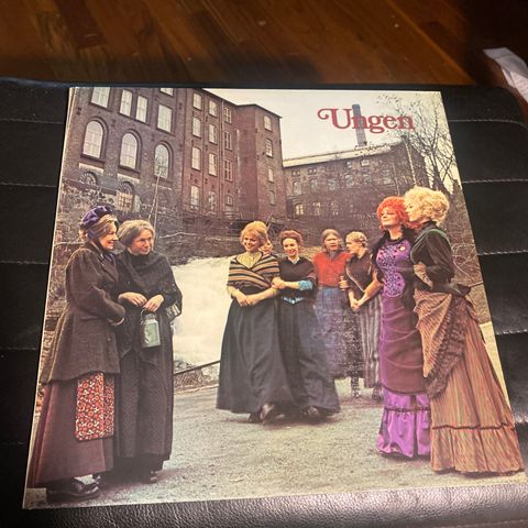 Ungen ** Oscar Braathen ** LP ** Teater ** Heide Steen