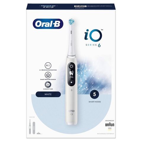 Oral-B iO Seris 6 Elektrisk Tannbørste (Hvit) og Ekstra 4pk Tannbørstehoder