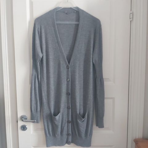 100% CASHMERE / KASJMIR cardigan. VINCE. GRÅ.