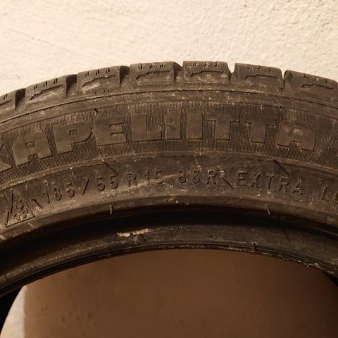 Nokian piggfridekk 185/55 15