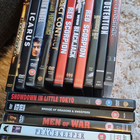 16 Dolph Lundgren film samling