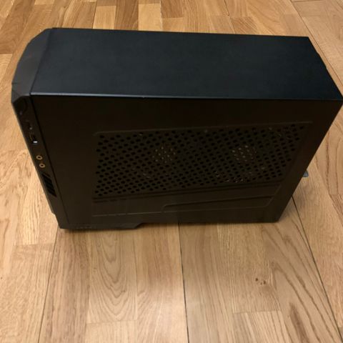 Gaming pc -stasjonær