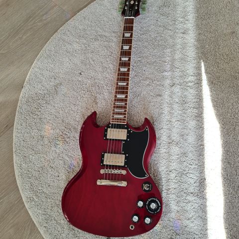 Epiphone SG Pro Cherry