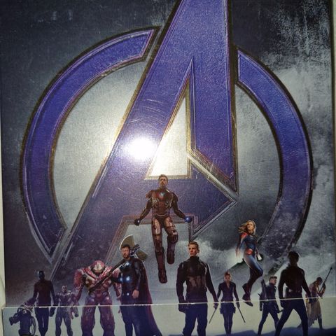 Avengers 4 - Endgame - Limited Steelbook Edition (BLU-RAY)