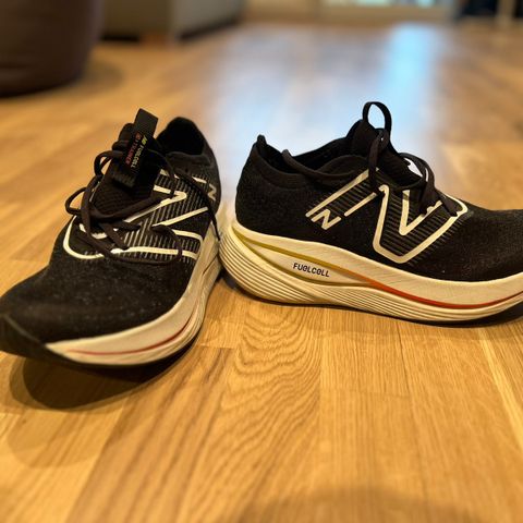 New Balance Supercomp str 42,5