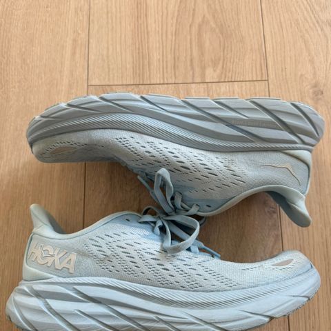 Hoka clifton 8