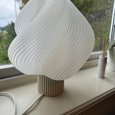 Creme Atelier bordlampe Grande