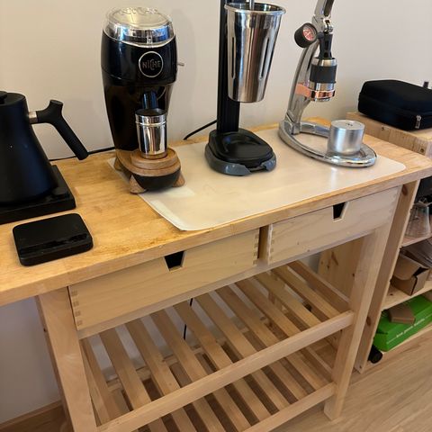 Excellent Coffee Cart!