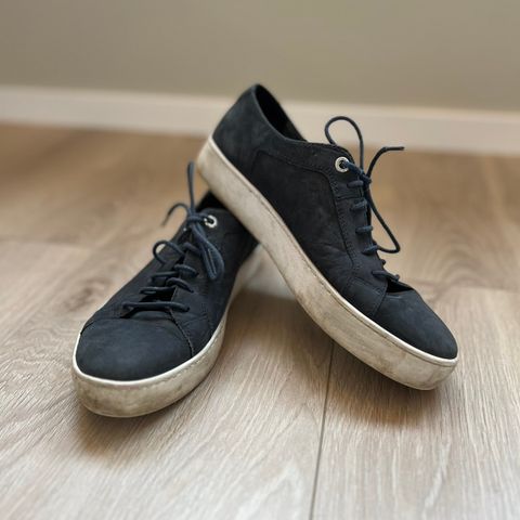 Vagabond sneakers