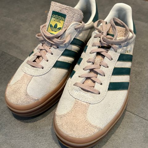 Adidas Gazelle bold - beige/grønn