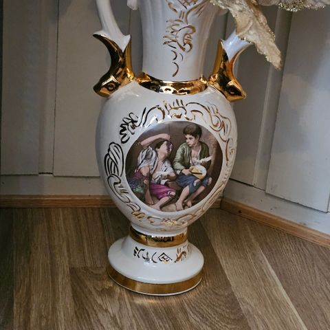 Kråkerøyvase selges