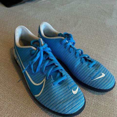 Nike futsal fotballsko str 38