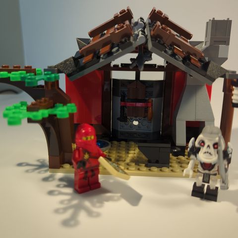 Lego Ninjago Blacksmith Shop 2508