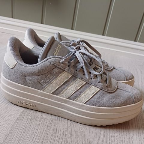 adidas VL Court Bold str. 38 grå