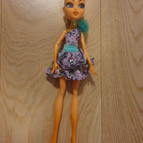 Monster High Scared Silly 'n Shockingly Shy