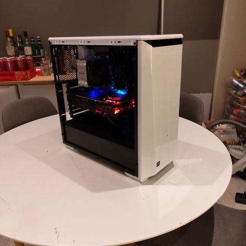 Kraftig Gaming PC | Ryzen 7 3700x | RTX 2080Ti