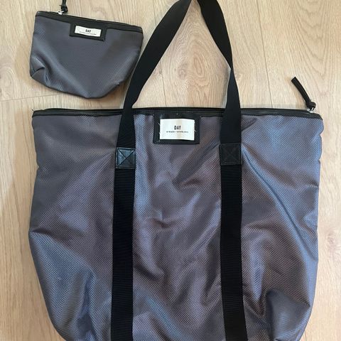 Day Birger et Mikkelsen weekend bag+pouch