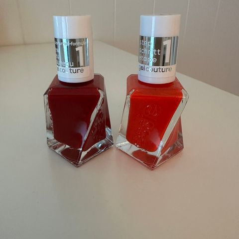 Essie Gel Couture neglelakk 2 stk - HALV PRIS!