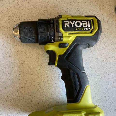 ryobi rdd18c børsteløs drill, kun drillen