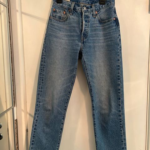 Levi’s 501 25W 28L