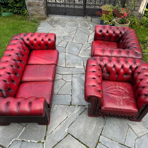 Sofagruppe Chesterfield kr 3000 !!