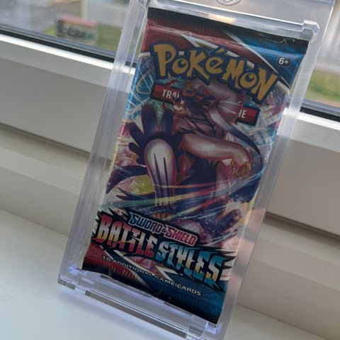 Pokemon Battle Styles Engelsk Sword & Shield - Uåpnet booster pakke