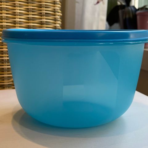 Tupperware Rundlett 2 liter (salatbolle)