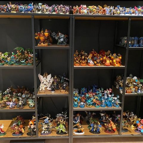 Skylanders figurer ønskes kjøpt