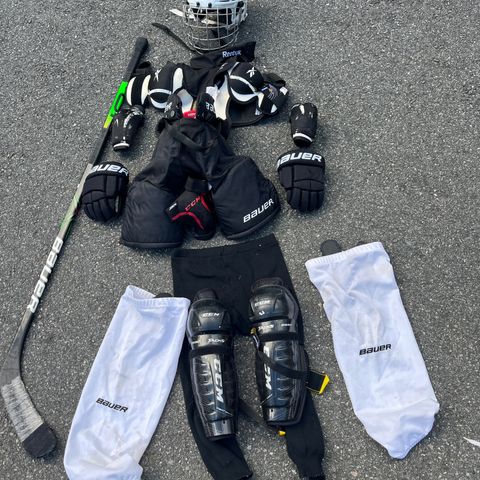 Komplett hockey utstyr, Bauer og Ccm