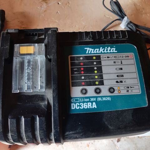 Makita lader til 36 v bateri...