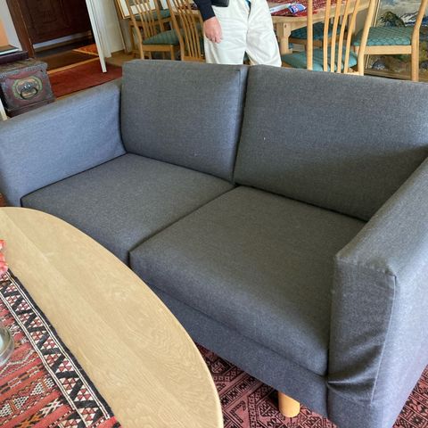 Pent brukt 2 seter sofa