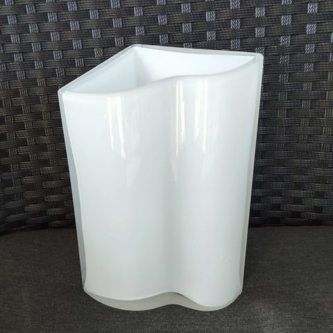 Glassvase fra Nuutajarvi (Iittala)